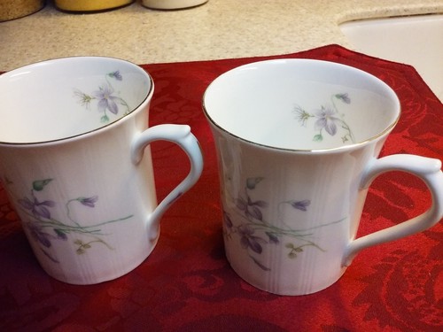 2pcs Royal Devon England Mugs, Purple flowers w/ gold trim, excellent, no chips - Picture 1 of 8