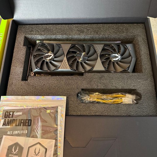 ZOTAC Gaming GeForce RTX 3070 Ti AMP Holo 8GB GDDR6X GPU HoloBlack RGB Testato - Foto 1 di 7