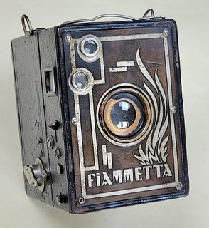 CÁMARA CAJA 120 MUY RARA 'FIAMMETTA' DE ITALIA