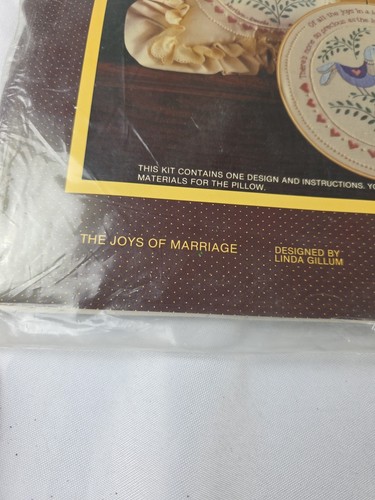 Vintage Sunset Stitchery Kerzendocht-Set "The Joys Of Marriage komplett 17,5" geöffnet - Bild 6 von 16