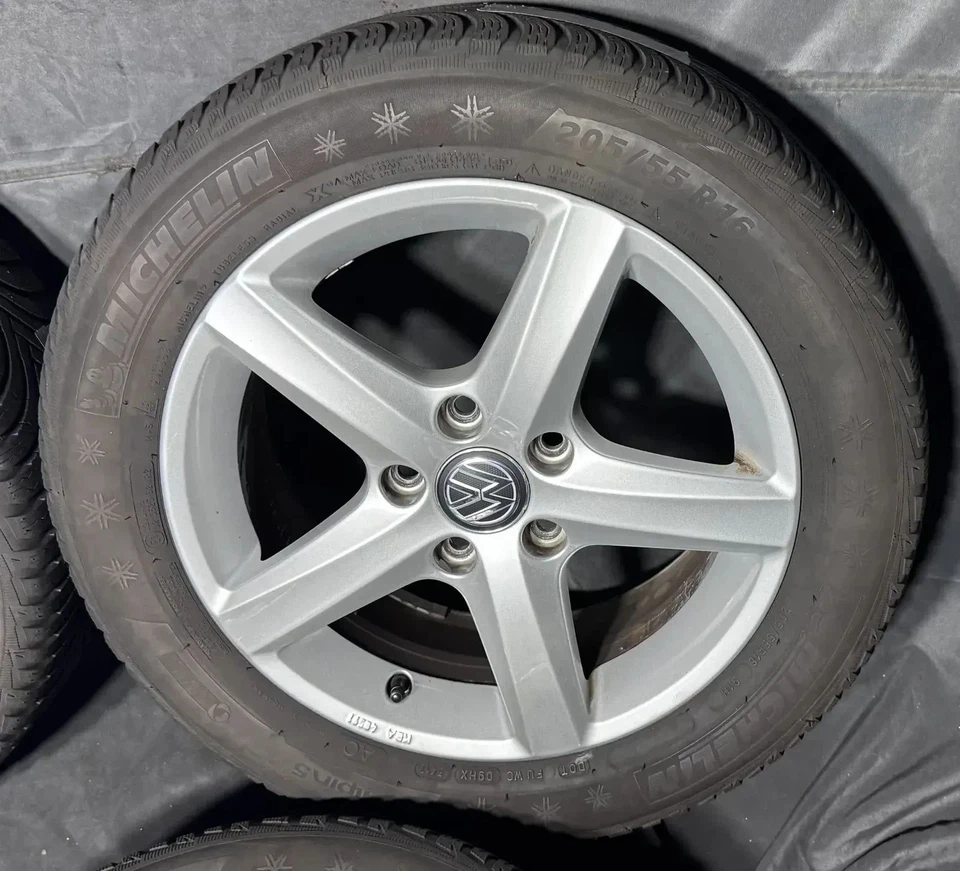 Original VW 16 Zoll Golf VII 205 55 R16 Michelin Winterräder 5G0071496 - Bild 3 von 4