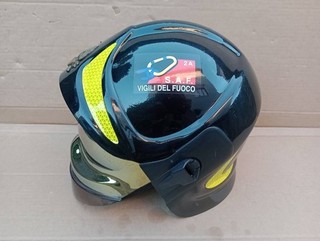 Italienischer Feuerwehrhelm