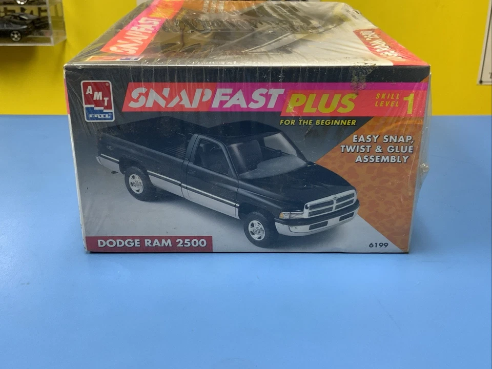 AMT DODGE RAM 2500 PICKUP TRUCK #6199 RELEASED IN 1994 NEW - Image 3 of 4