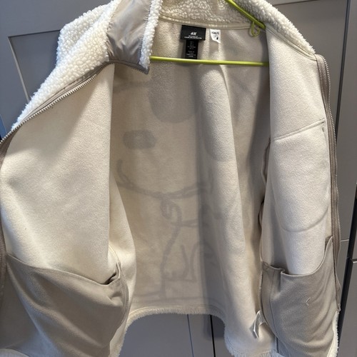 H&M Snoopy Peanuts Relaxed Fit Sherpa Jacket Size Large excellent condition - Picture 11 of 13