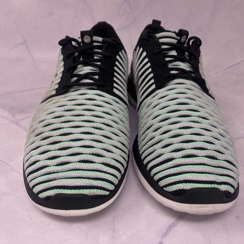 Nike Roshe Two Flyknit Green 844620-600 Youth Boys Sz 7Y = Womens Sz 8.5 M - Picture 2 of 11