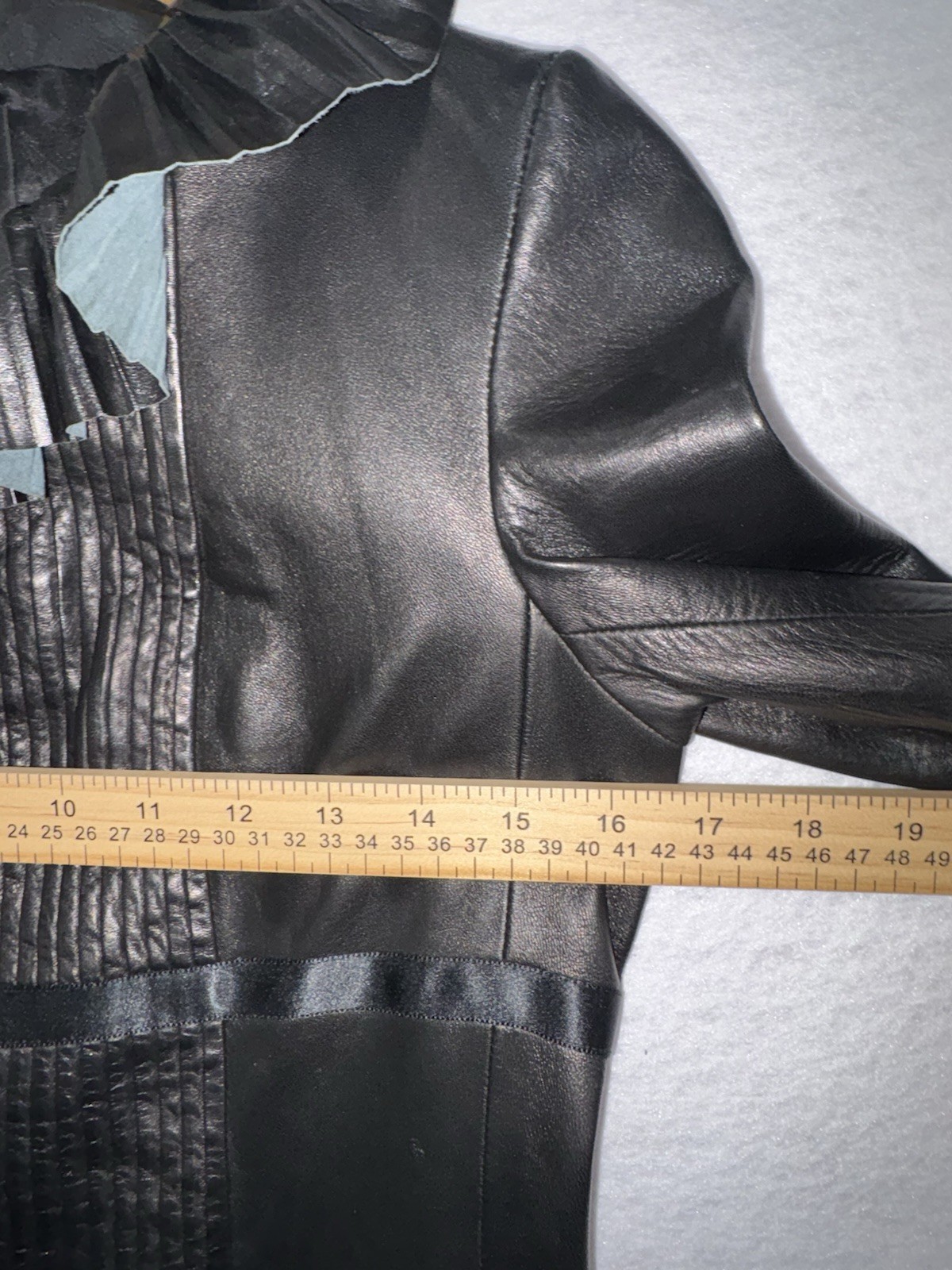 Chanel Black Lambskin Leather Jacket Sz 34/US 2 XS Ruffle Collar Excellent SEE! thumbnail 22