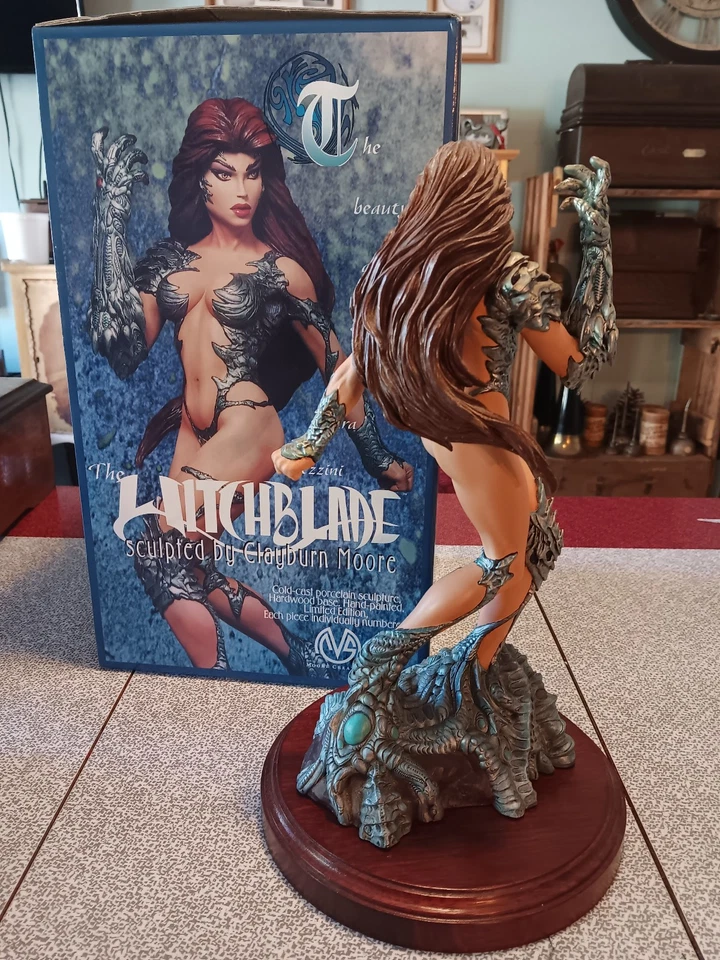 The Witchblade 11.5" ColdCast Porcelain Statue w/Base, Signed Moore Creations - Image 3 of 4