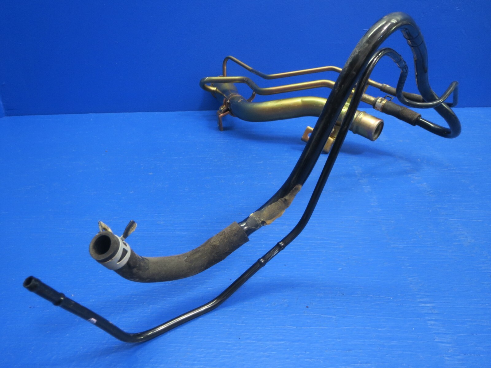 2001 HONDA ACCORD 3.0L 4 DOOR SEDAN FUEL TANK FILLER NECK TUBE PIPE OEM