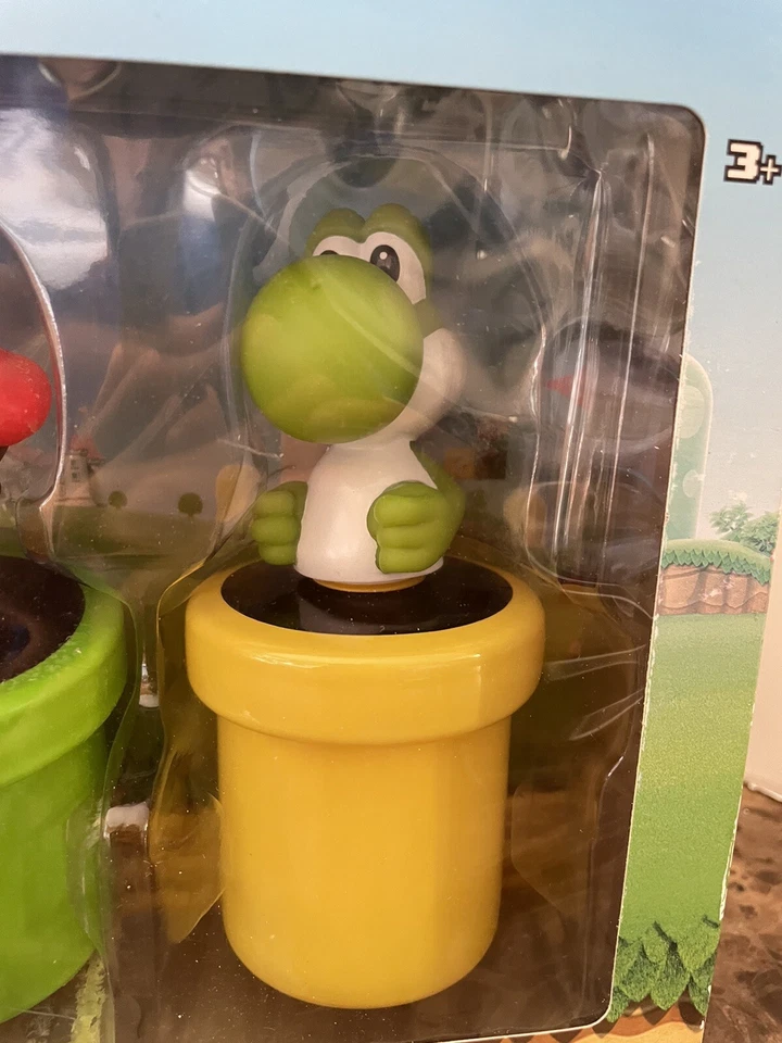 Super Mario 3-Piece Body Wash Soap Gift Set w/ 3 Fruity Scents Empty Display - Image 4 of 4