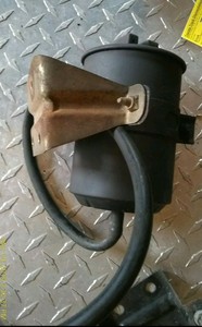 1-77740-35240-GAS-EVAP-CHARCOAL-CANISTER-22RE-MOUNT-88-95-Toyota-Pickup-4Runner