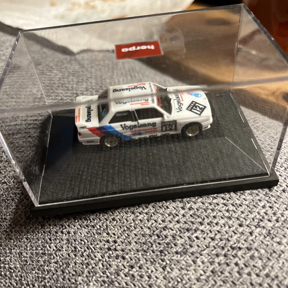 BMW M3 E30 DTM 1990 1:87 Linder, Vogelsang n.º 12, Nissen - Herpa 3527 nuevo sin caja Foto 3 de 4