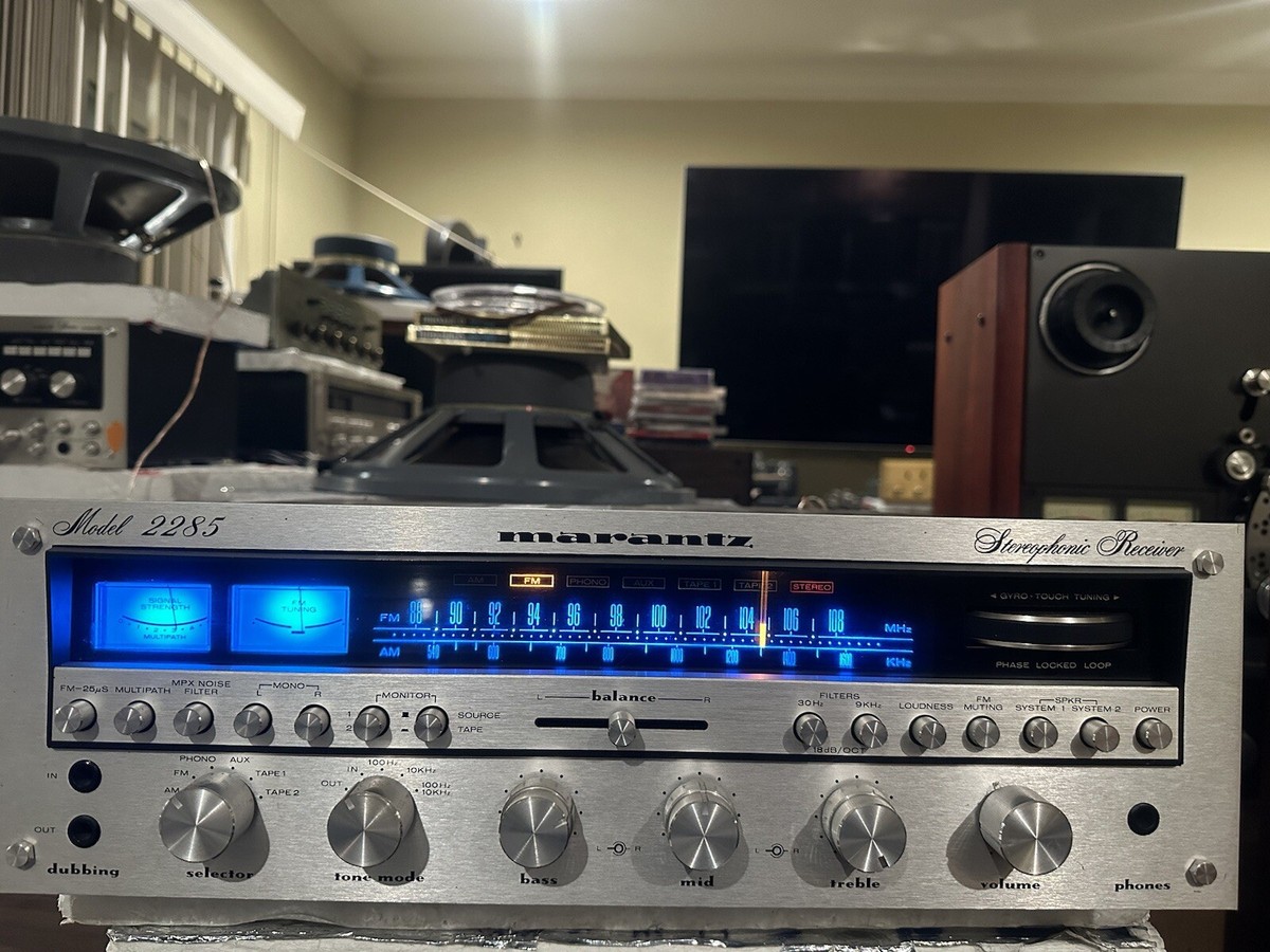 Marantz Vintage Stereophonic Receiver Model 2285 - ORIGINAL WOOD