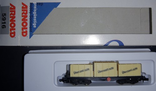 Arnold 5916  Containertragwagen der DB mit 3 Stk. Holzkisten; in OVP; Spur N | Zustand: Neu