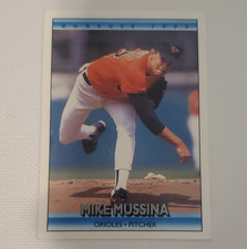 Donruss 1992 Mike Mussina Baltimore Orioles Rookie Baseball Card #632. rookie card picture