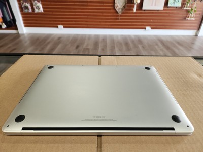 2019 Apple MacBook Pro 13