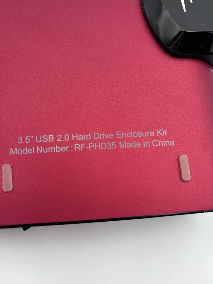 Rocketfish RF-phd35 Pocket Fish Hard Drives Disclosure Kit 3.5 Inch   2711 ￼ - Image 3 of 4