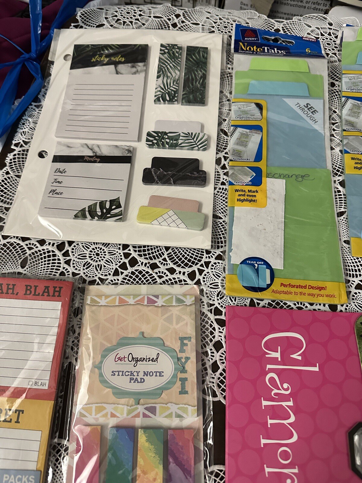 Hello Kitty Sticky Notes Bulk Pack Colorful Adhesive Memo Pads-image