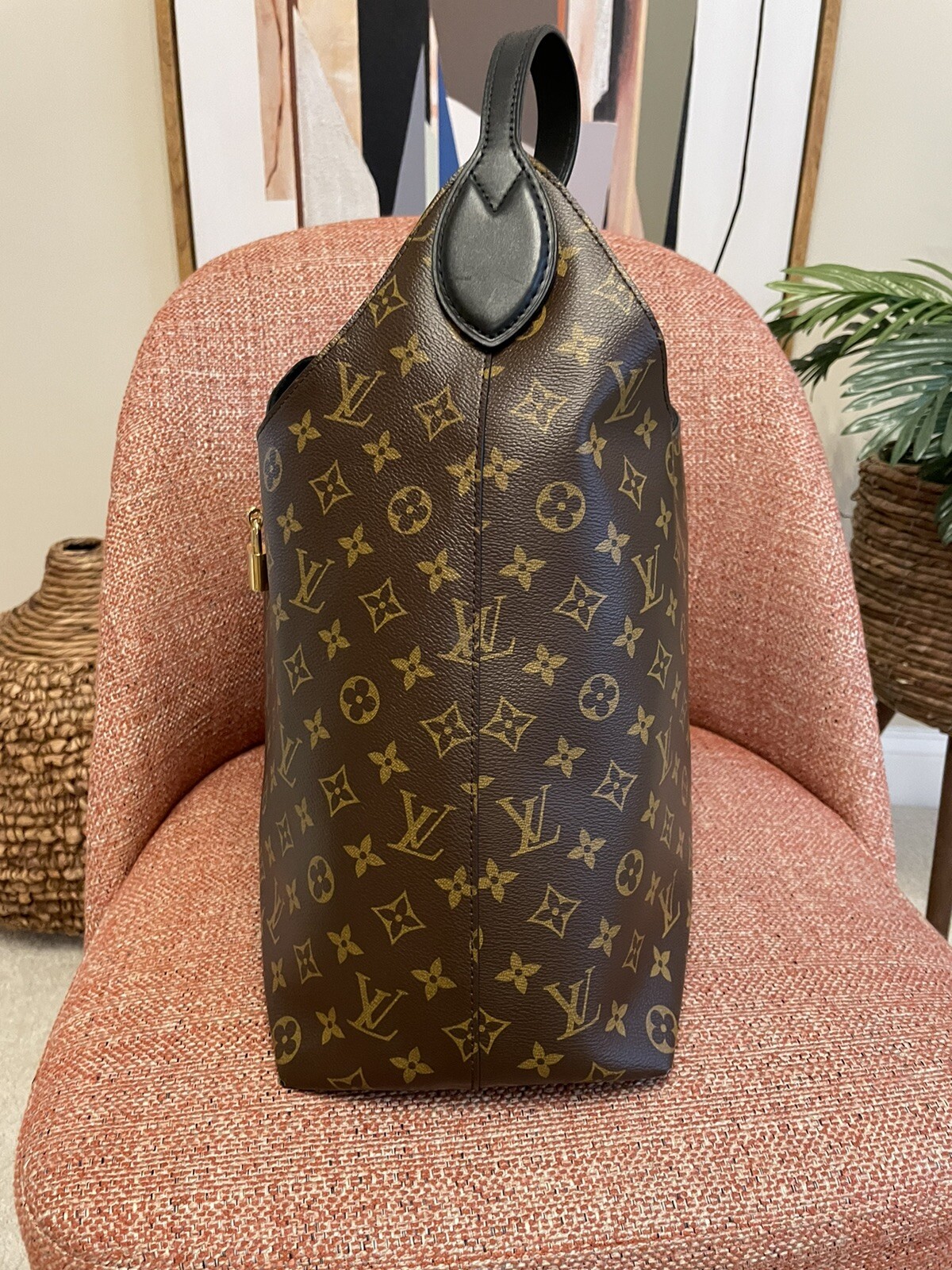 Louis Vuitton flower hobo RARE image 4