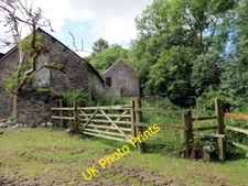 Photo 6x4 Llwybr y Deri Path Llanpumsaint Sticil ar lwybr cyhoeddus wrth  c2015