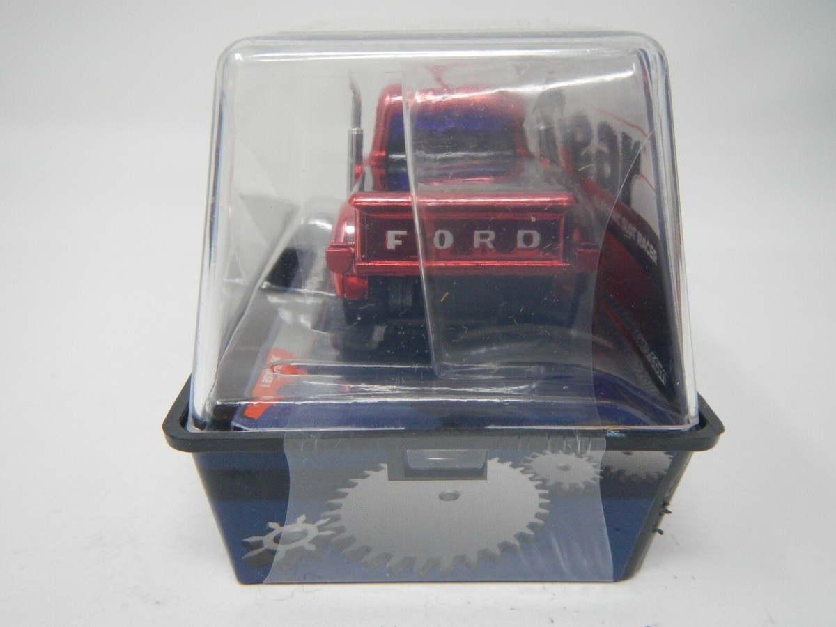 AUTO WORLD 4Gear☆56 Ford Pickup HOスロットカー Auto World 4Gear 1956 Ford F100 Pickup (Rusted) HO Scale