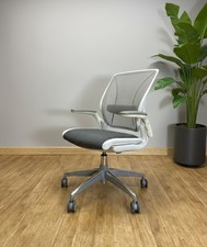 Humanscale: Diffrient World Task Chair White Grey - UK DELIVERY