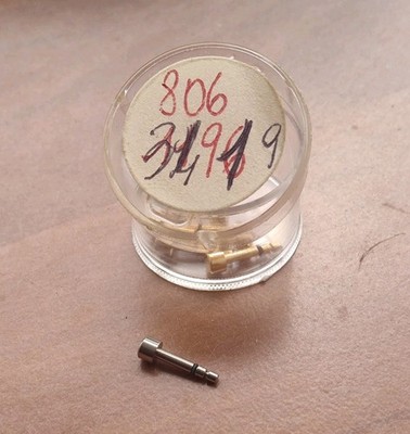 Vintage Uhr Pulsar V011-0020 Silber Knopfteil 80634919