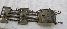 CURIOSA ANCIEN COLLIER POUR CHIEN DE BERGER ANTI LOUPS EN FER ART POPULAIRE