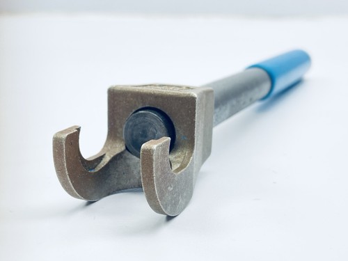SWAGELOK MS-TW-6 Tee Wrench 3/8" 5/16" and 8mm - Picture 3 of 5