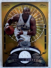 2007-08 Bowman Sterling Karl Malone NBA Jersey Card Gold Refactor 02/25! Rare. 