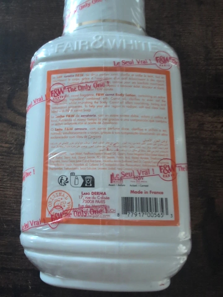 Loción hidratante de zanahoria Fair and White, Lait Carotte 17 FL oz Foto 4 de 4