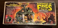 1983 Fortress of Fangs Vintage D&D Play-set. 100% Complete Unassembled / Unused