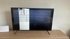 Samsung GU43AU7199UXZG - DEFECTUOSO / pantalla rota - para aficionados