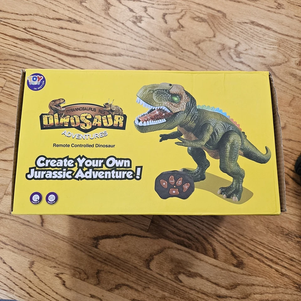 Dinosaur Adventures Remote Controlled T Rex Toy Life In Motion Tyrannosaurus Rex - Image 3 of 4