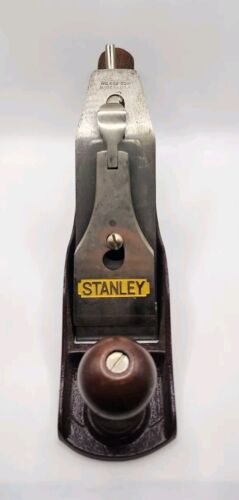 Vintage STANLEY No. 4 12-004 SMOOTH Bottom BENCH PLANE Woodworking Hand Tool USA