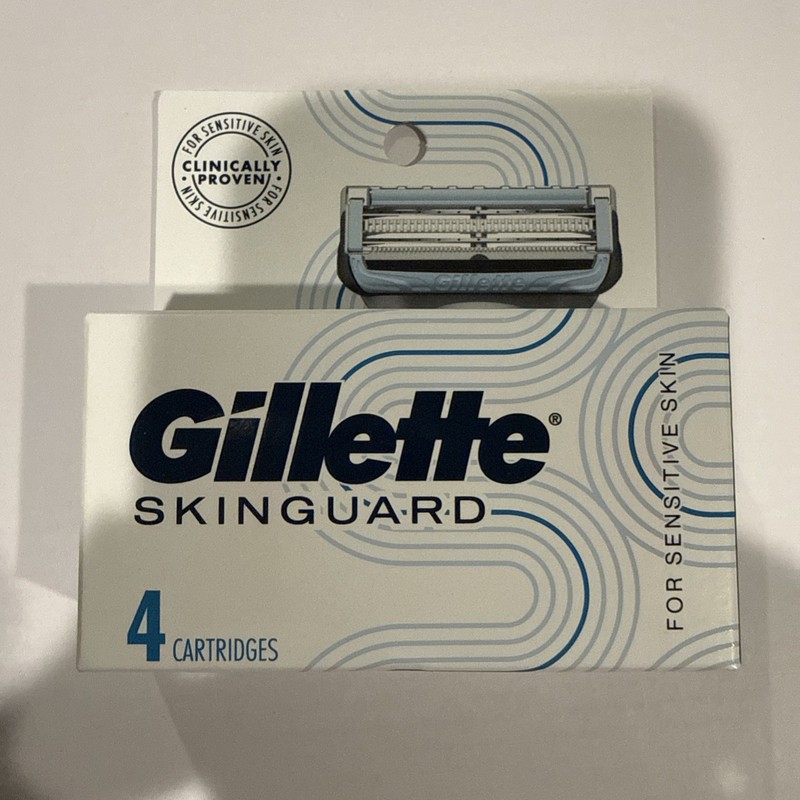 Gillette Skinguard For Sensitive Skin Razor Blade Refills 4 Cartridges New 