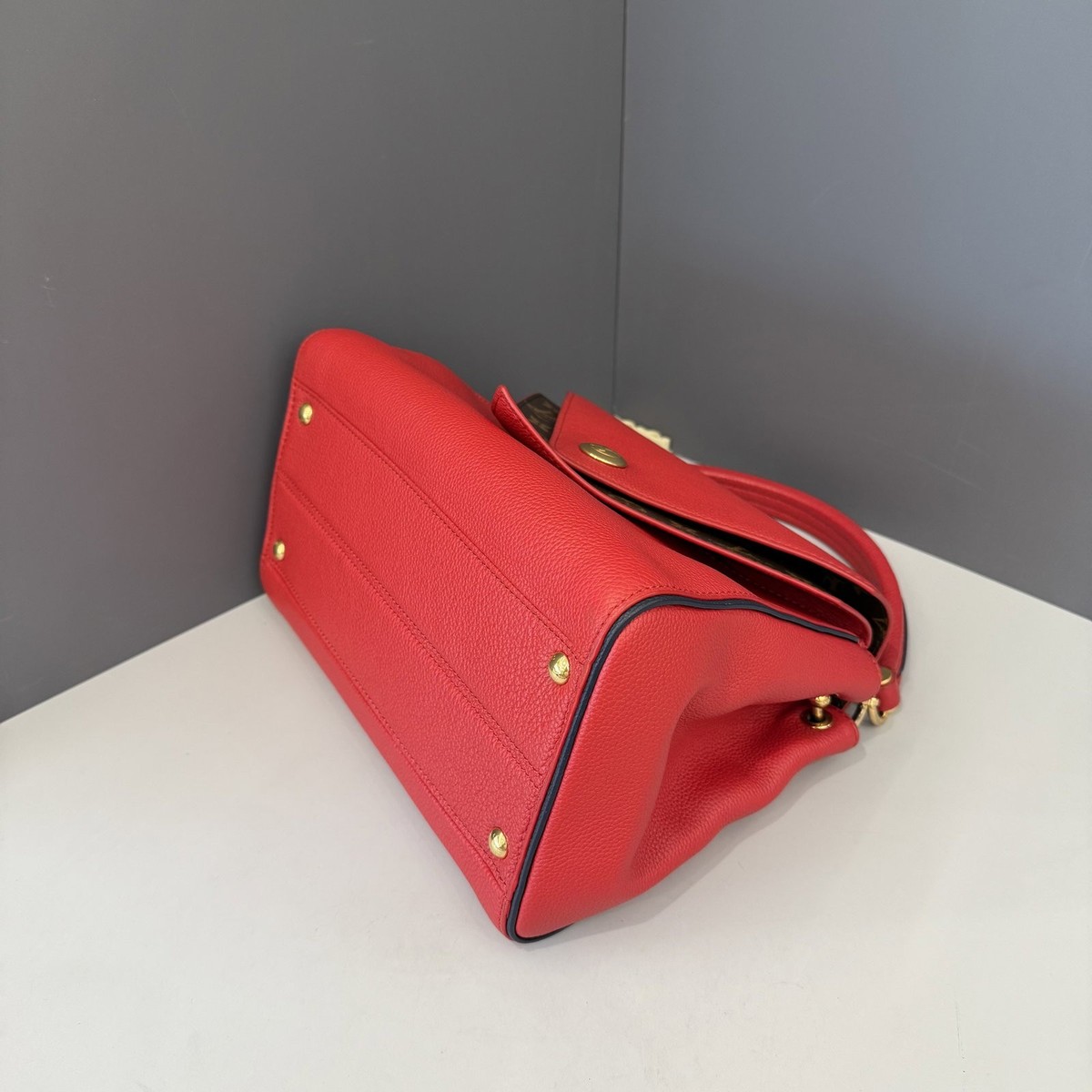 Louis Vuitton Double V Bag Rubis Brown Calfskin Monogram (gv040126a1) View 6