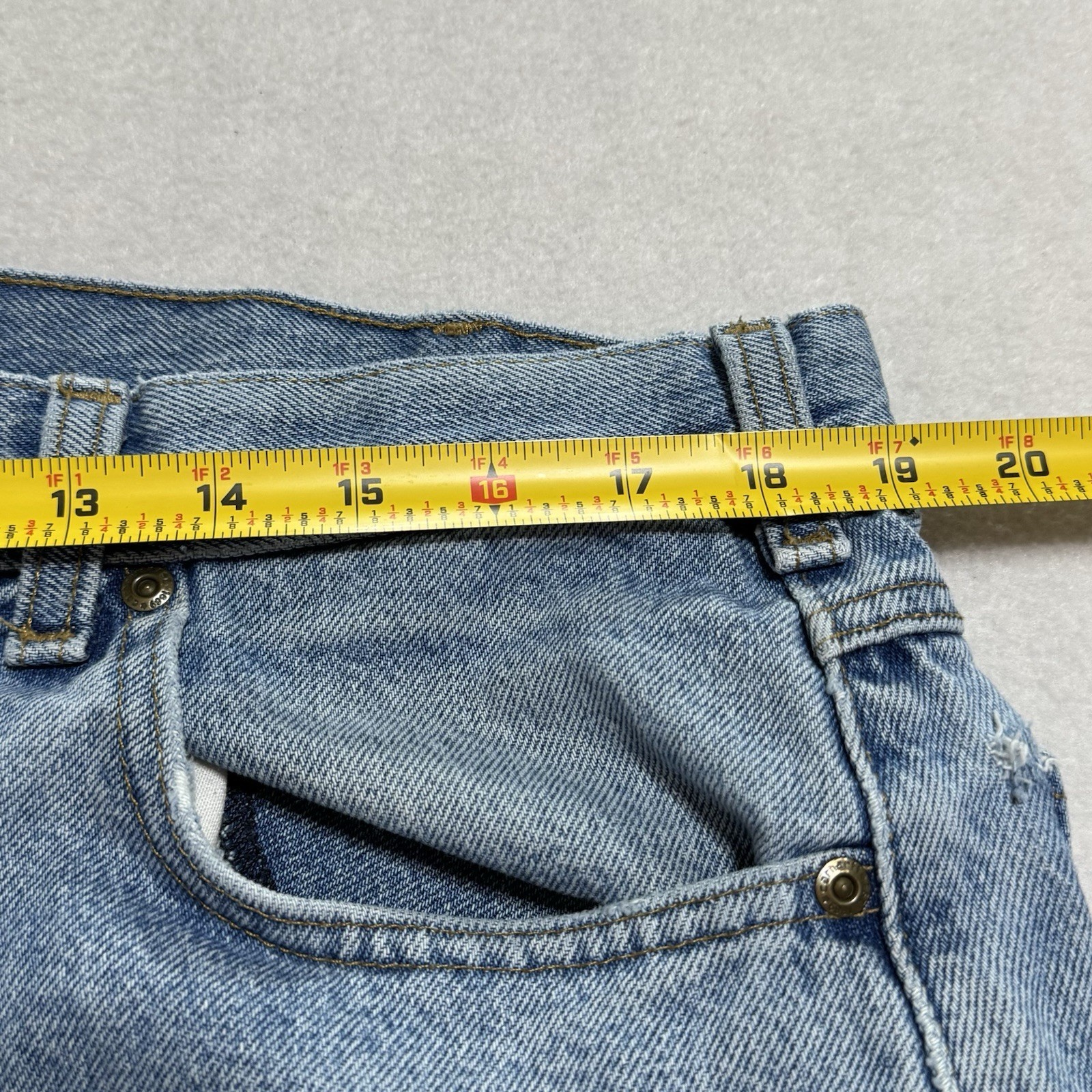 Carhartt B17-STV Men’s Relaxed Fit Work Jeans 38x32 Blue Denim Zip Fly thumbnail 7