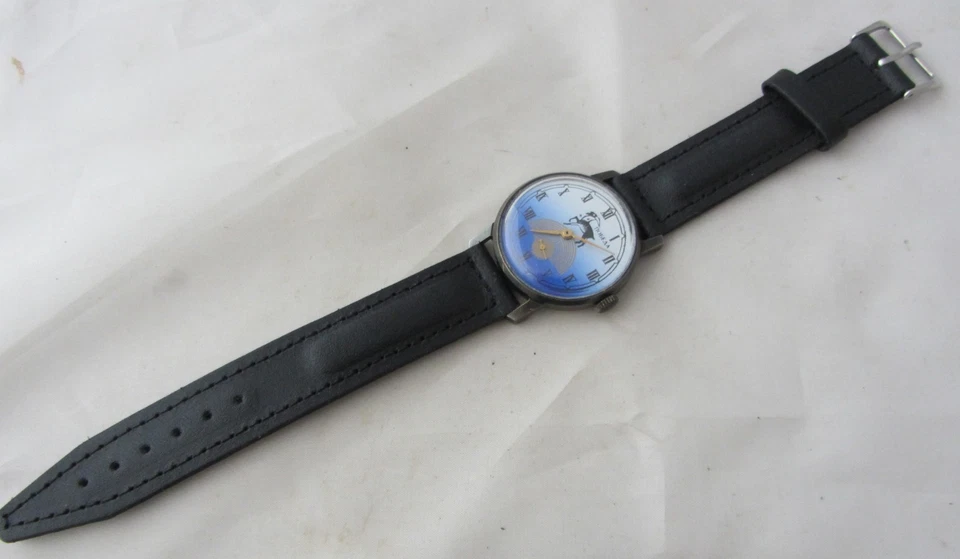 OROLOGIO RUSSO SOVIETICO POBEDA-VITTORIA ANNI 80 MECCANICO FUNZIONANTE - Immagine 3 di 4