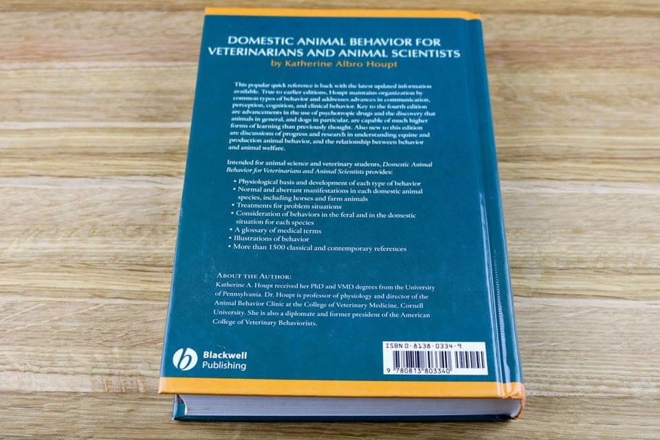 Domestic Animal Behavior for Veterinarians and Animal Scientists - Image 2 of 2