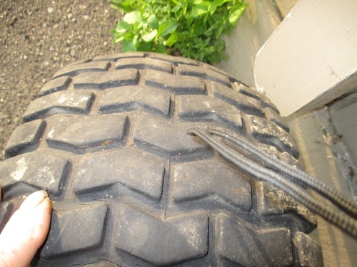 1 pneumatico posteriore e cerchio usato Creaftsman GT 3000 a 6000 23x10,50-12 - Foto 3 di 4