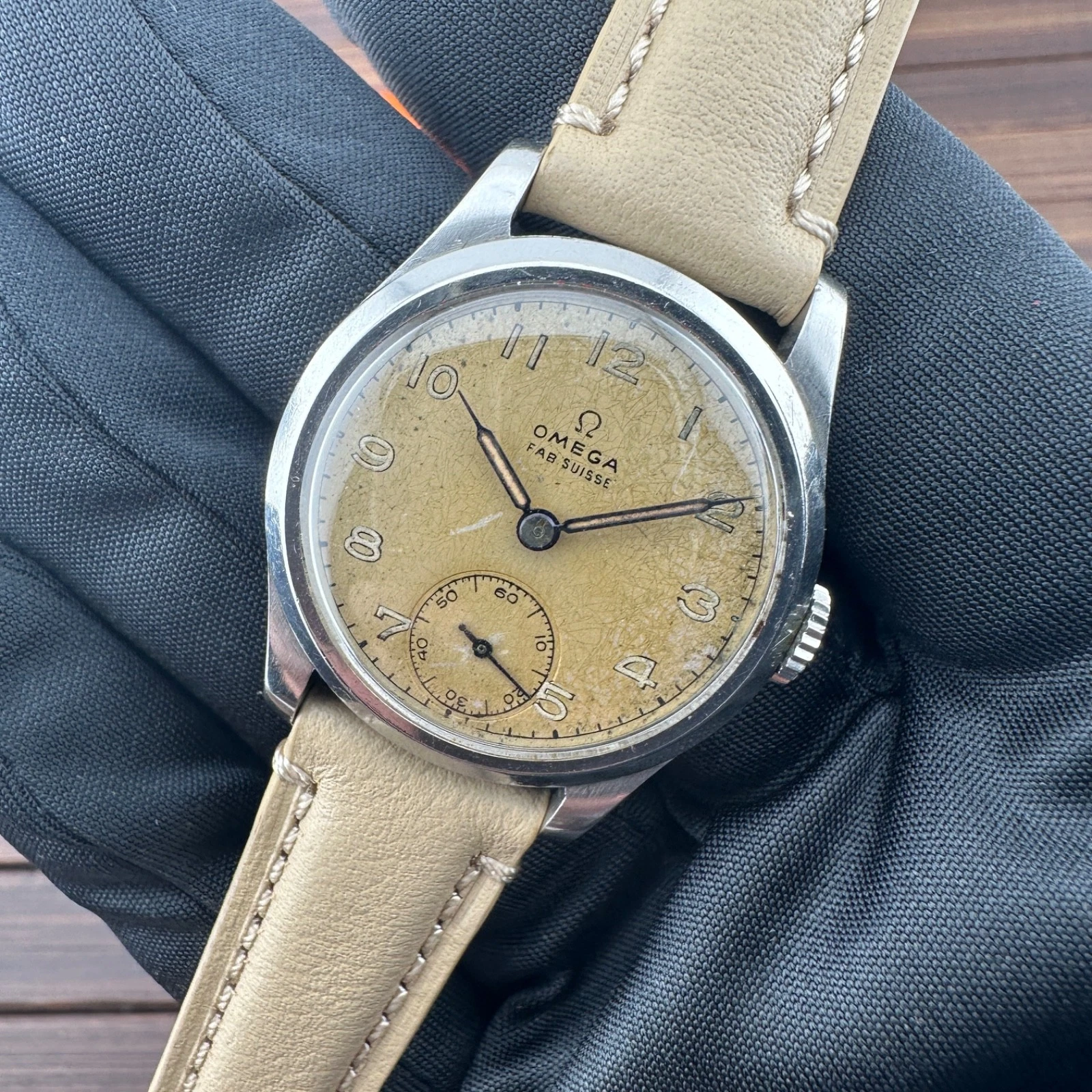 Omega — Omega Officer 26.5SOB T3 Men's Watch