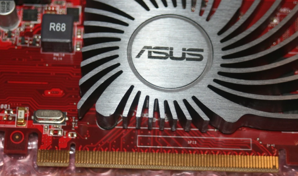 Asus Radeon HD 5450 512MB PCI-E Video Card Low Profile EAH5450 SILENT/DI/512MD3 - Image 2 of 4