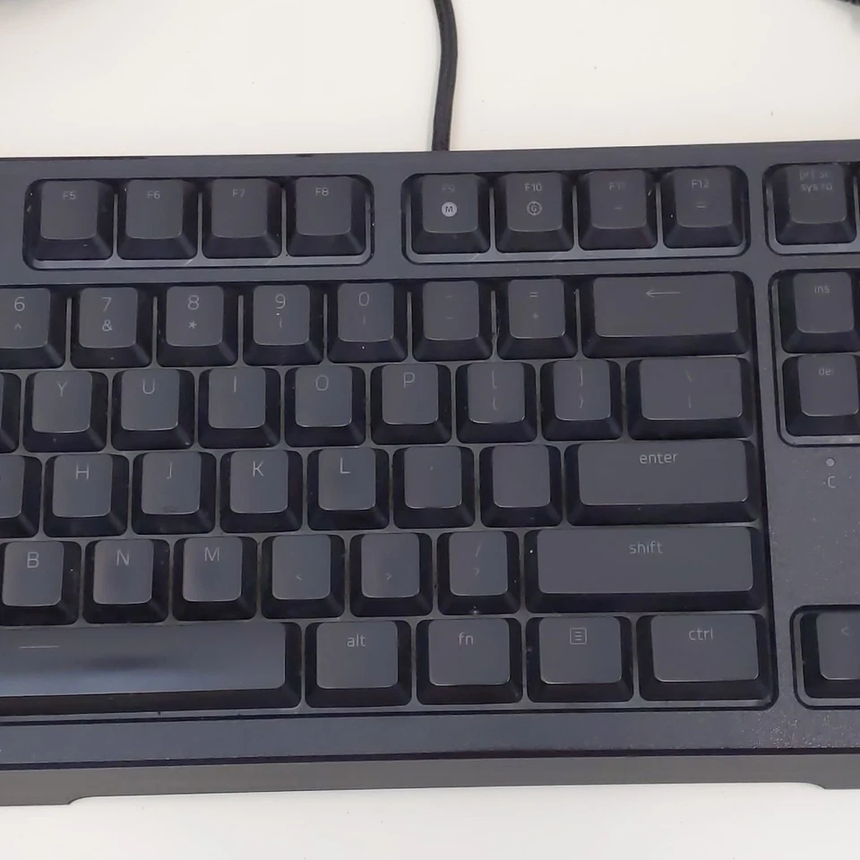 Razer Ornata V2 Gaming Keyboard Mecha-Membrane RGB Wired USB Black RZ03-0338 - Image 3 of 4