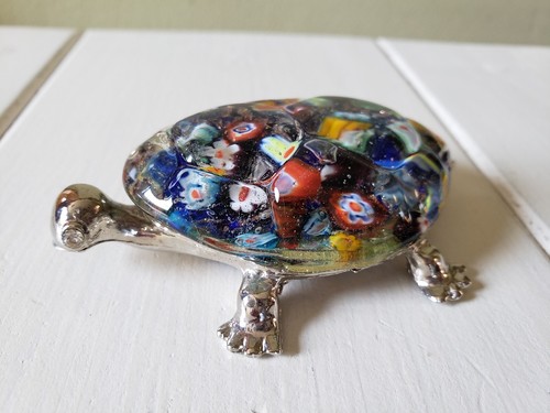 Precioso pisapapeles estatuilla tortuga marco metal vidrio arte millefiori 3 1/2" de largo - Imagen 1 de 9