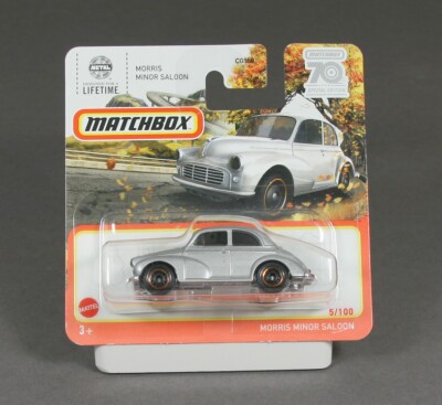 MATCHBOX 2024 Morris Minor Saloon silber  HLC51 1/64