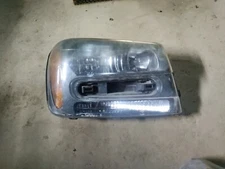 Passenger Headlight Notched Full Width Grille Bar Fits 02-09 TRAILBLAZER 259845