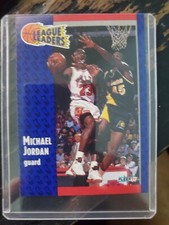 NBA Fleer 1991 MICHAEL JORDAN League Leaders Card No 220