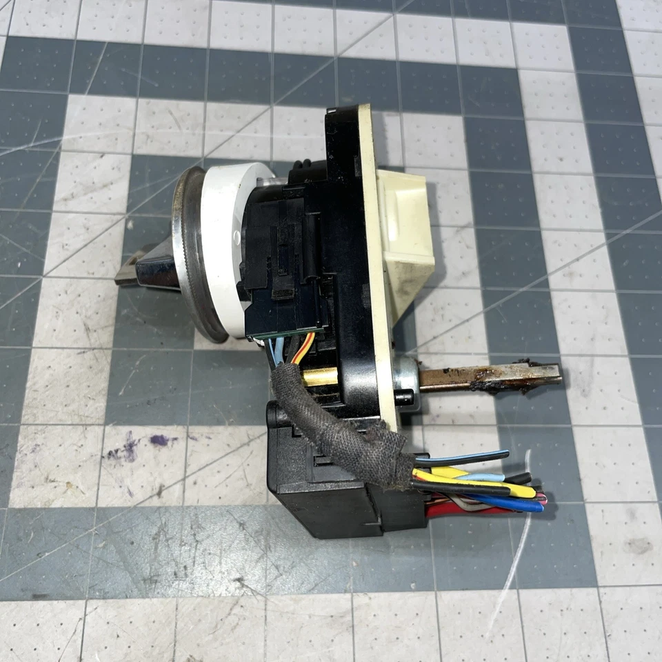 Jeep Grand Cherokee Dodge Durango Dakota Ram Ignition Switch w/ Key 4326622 - Image 3 of 4