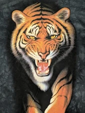 The Mountain Men's T-shirt Gray Aggressive Tiger Leather Tag 2XL #1663 NWOT