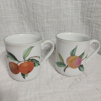Royal Worcester Eveshamvale Mug Set of 2 Green Edging Vintage